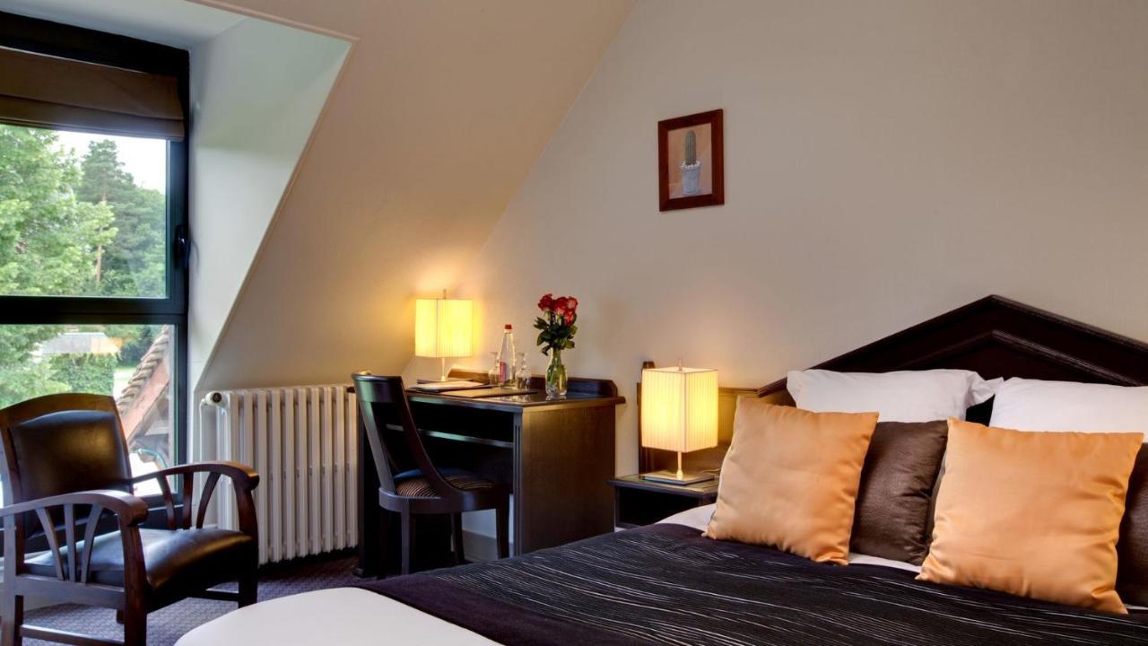Le Pavillon De Gouffern Hotel Silli-en-Gouffern Kültér fotó