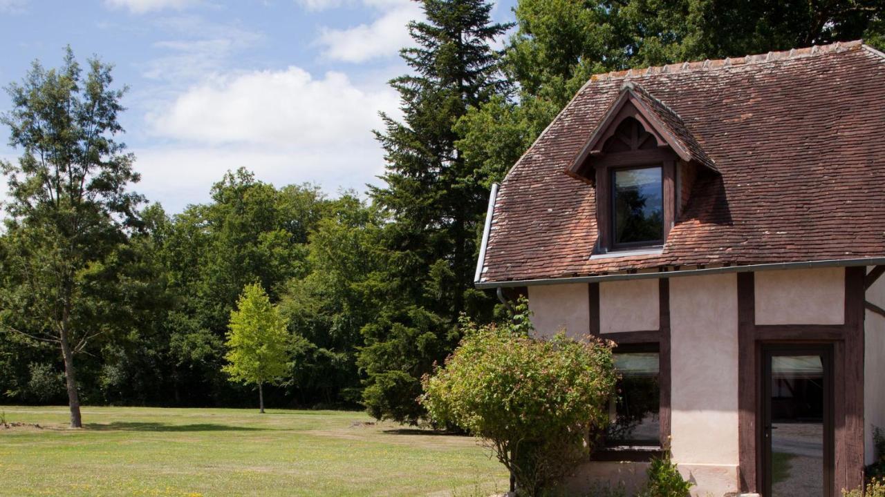 Le Pavillon De Gouffern Hotel Silli-en-Gouffern Kültér fotó