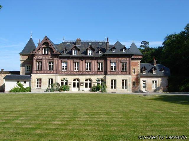 Le Pavillon De Gouffern Hotel Silli-en-Gouffern Kültér fotó