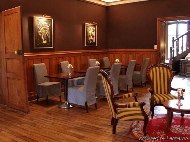Le Pavillon De Gouffern Hotel Silli-en-Gouffern Étterem fotó