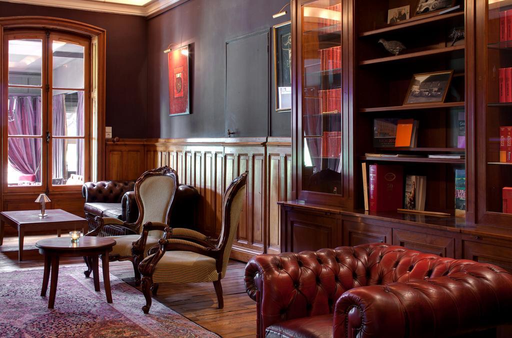 Le Pavillon De Gouffern Hotel Silli-en-Gouffern Kültér fotó