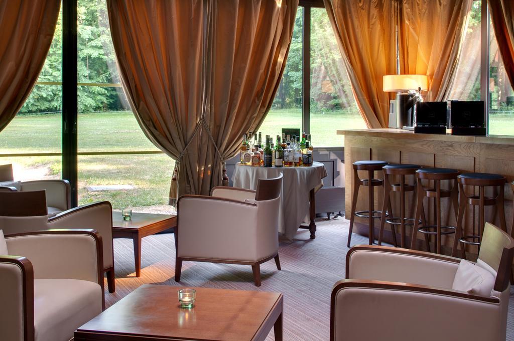 Le Pavillon De Gouffern Hotel Silli-en-Gouffern Kültér fotó