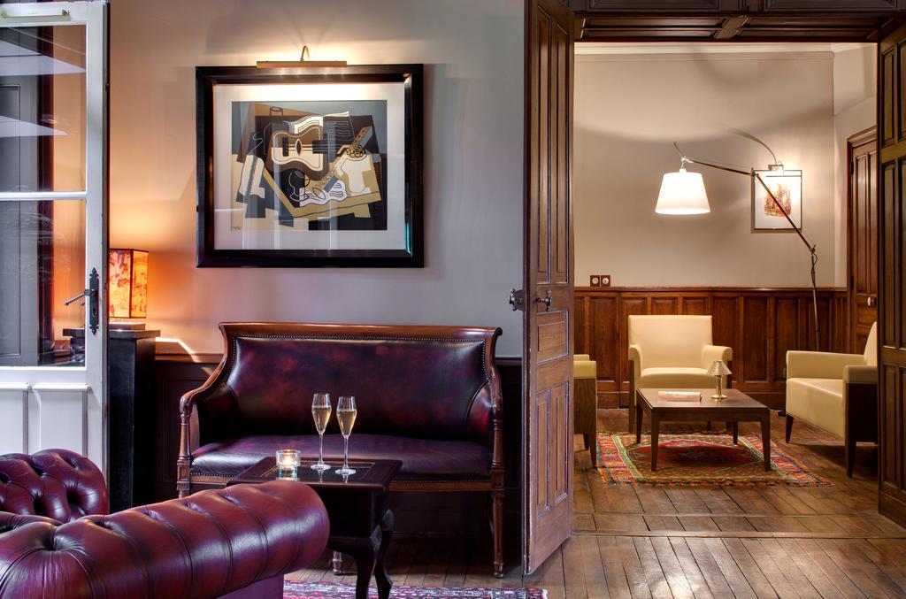 Le Pavillon De Gouffern Hotel Silli-en-Gouffern Kültér fotó